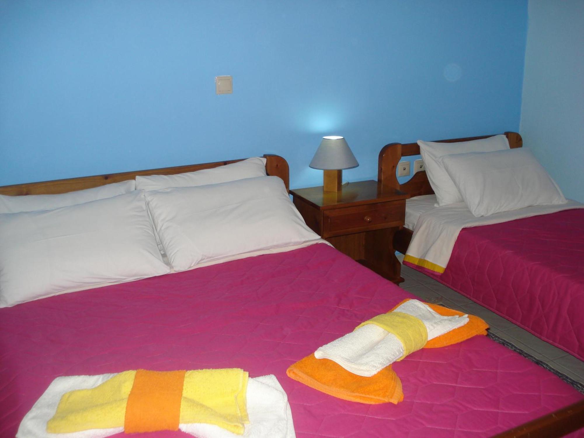 Iris Hotell Arachova Exteriör bild
